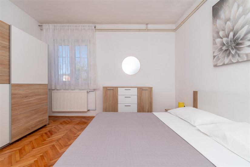 Apartment A1, for 7 persons