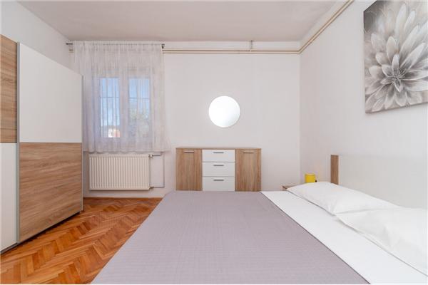 Apartment A1, for 7 persons