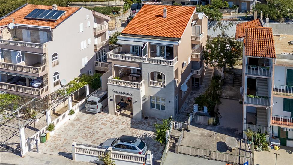 Apartmani i Sobe Kapulica