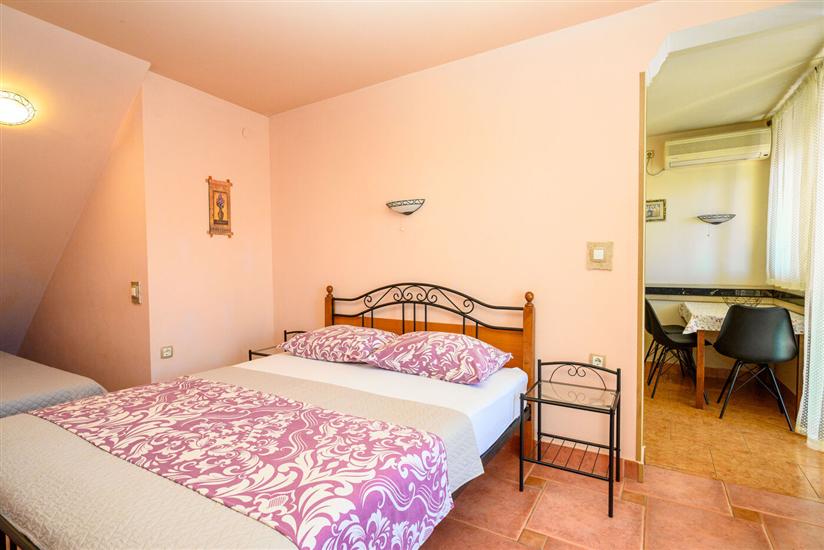 Apartment A2, for 3 persons