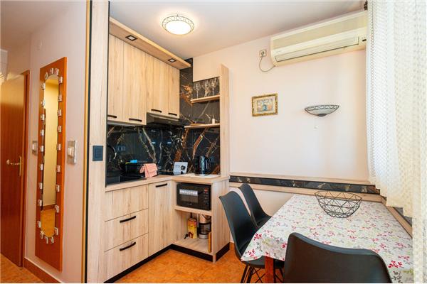 Apartment A2, for 3 persons