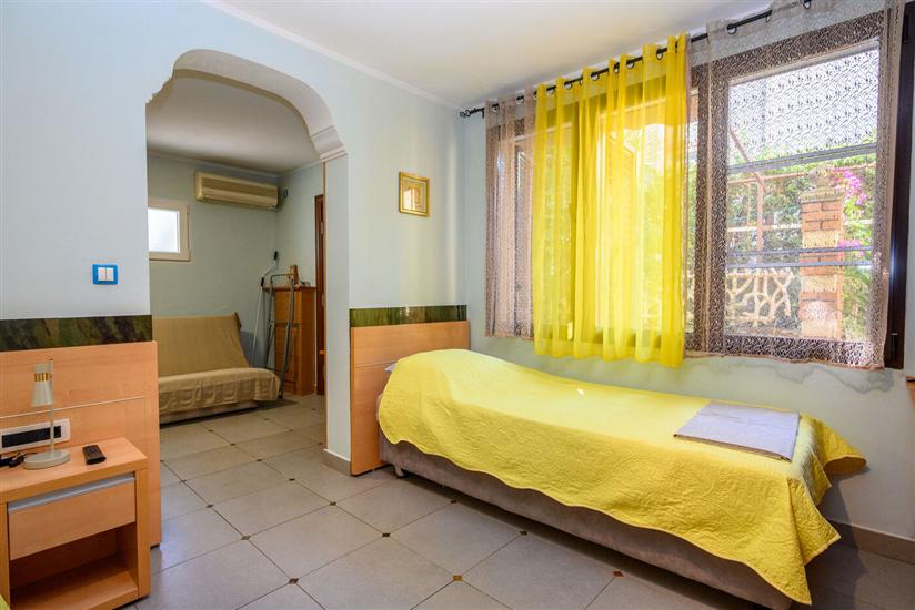 Apartment A4, for 3 persons