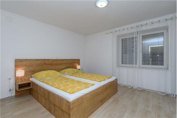 Apartment A1, for 5 persons