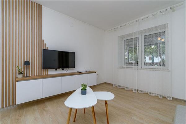 Apartment A1, for 5 persons