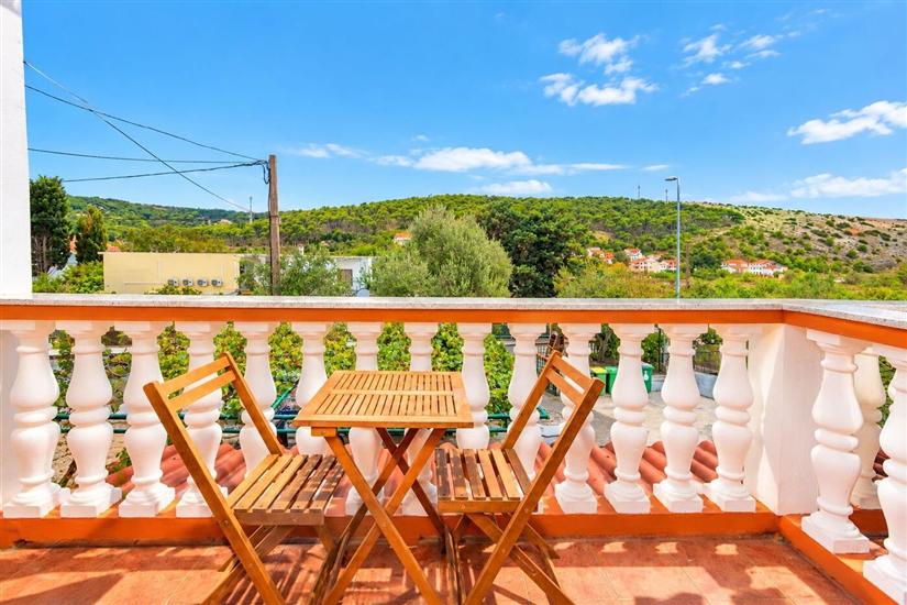 Apartment A2, for 7 persons