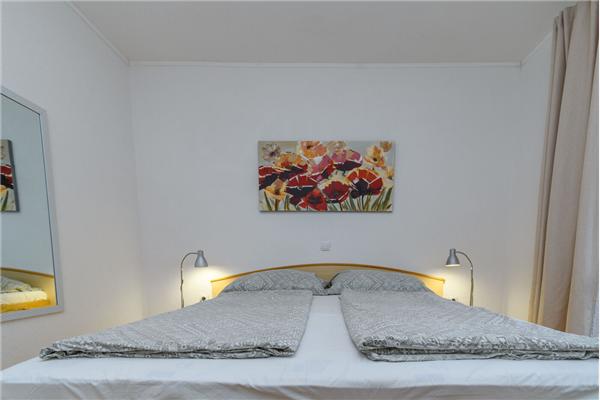 Apartment A2, for 7 persons