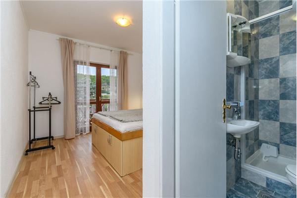 Apartment A2, for 7 persons
