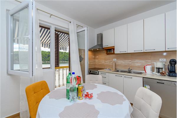 Apartment A1, for 4 persons