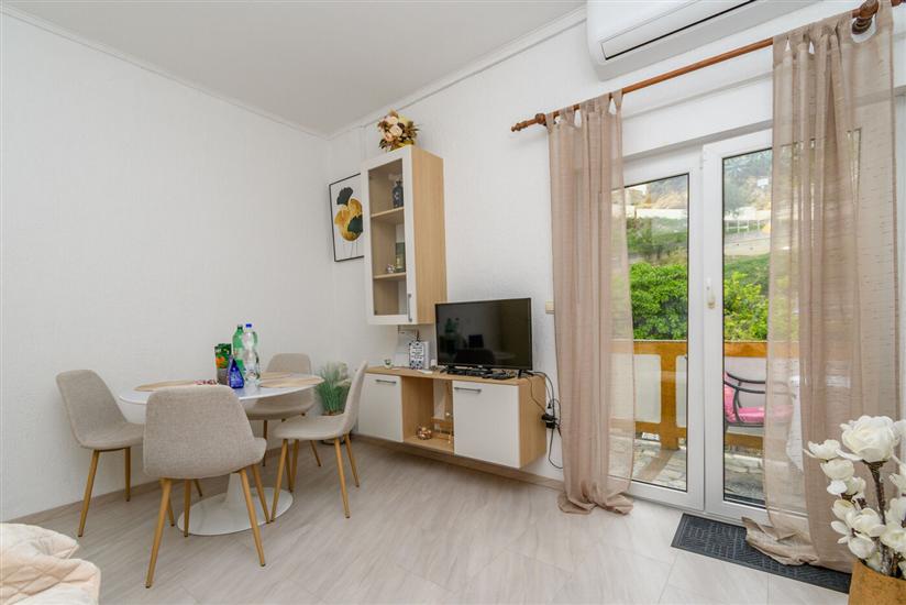 Apartment A2, for 3 persons