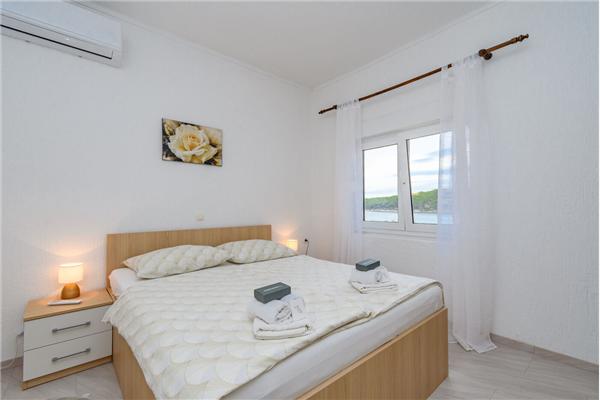 Apartment A2, for 3 persons