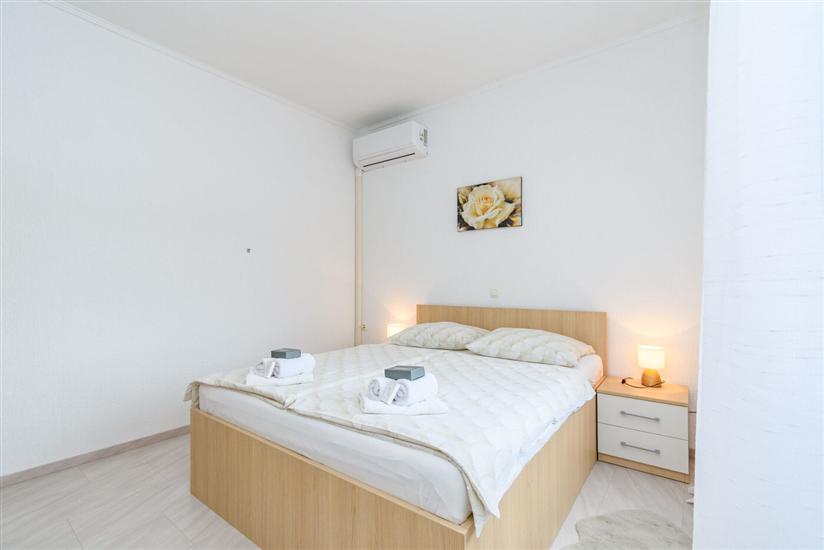 Apartment A2, for 3 persons