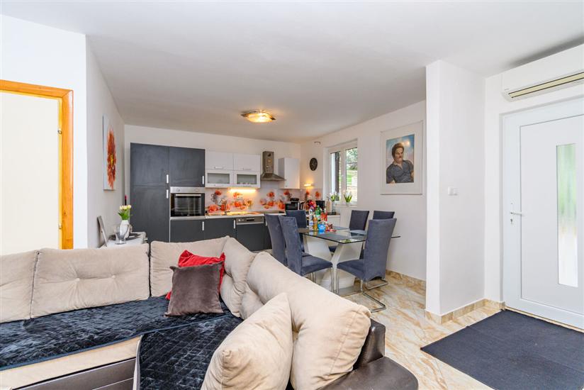 Apartment A3, for 4 persons