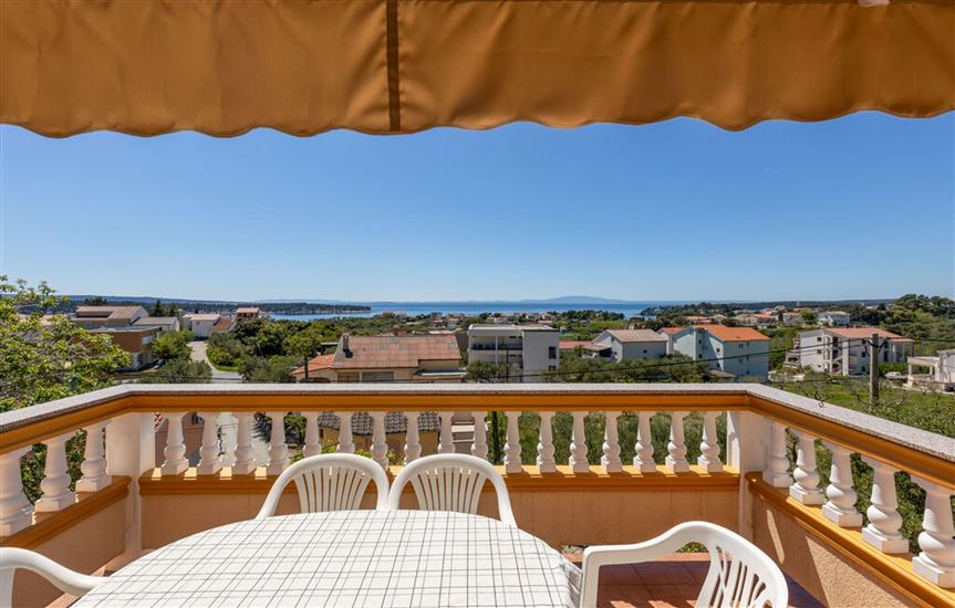 Apartment A1, for 5 persons