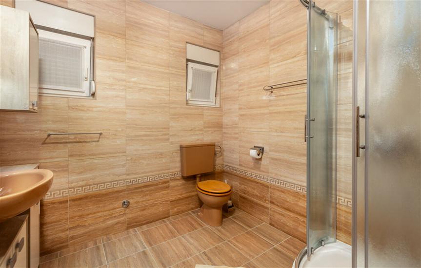 Apartment A2, for 3 persons