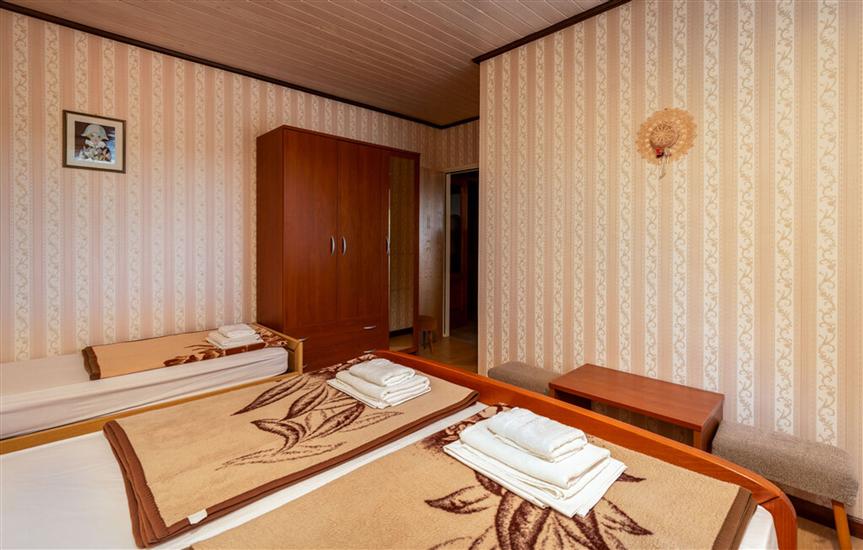Apartment A2, for 3 persons