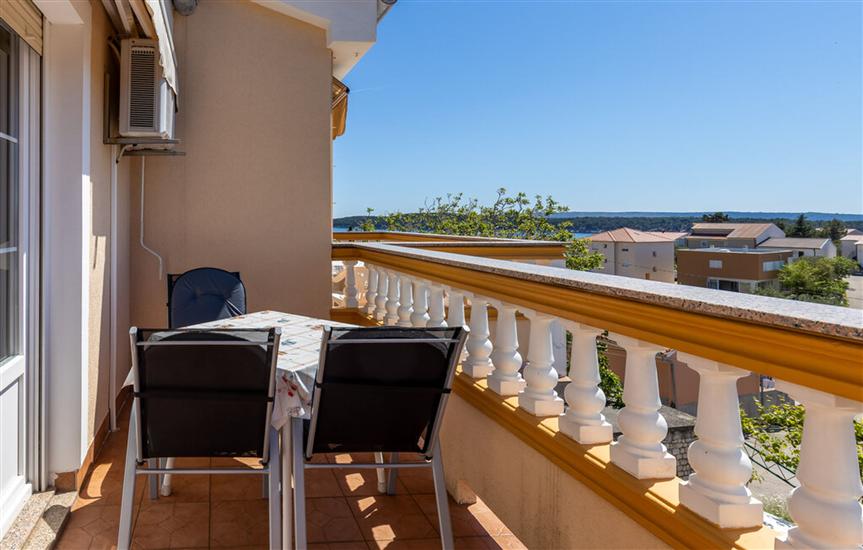 Apartment A2, for 3 persons