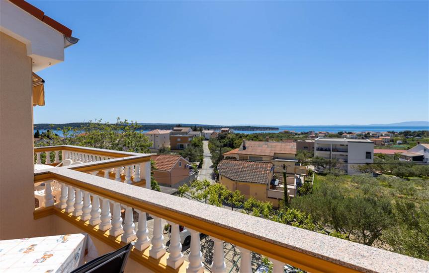 Apartment A2, for 3 persons