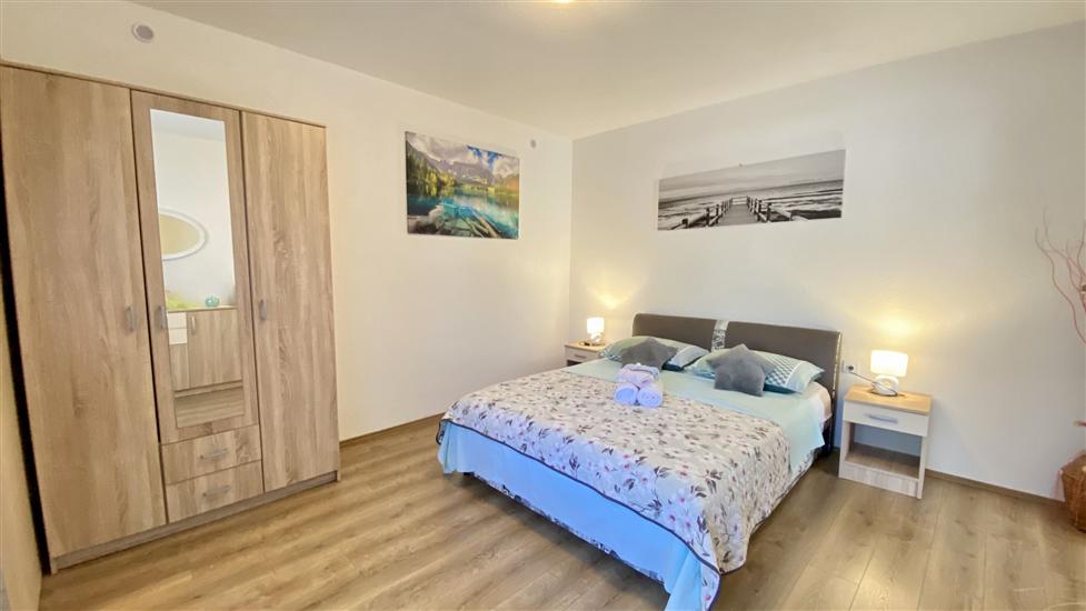 Apartment A4, for 4 persons