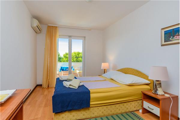 Apartment A1, for 2 persons