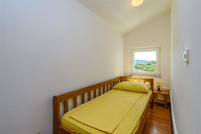 Apartment A4, for 6 persons