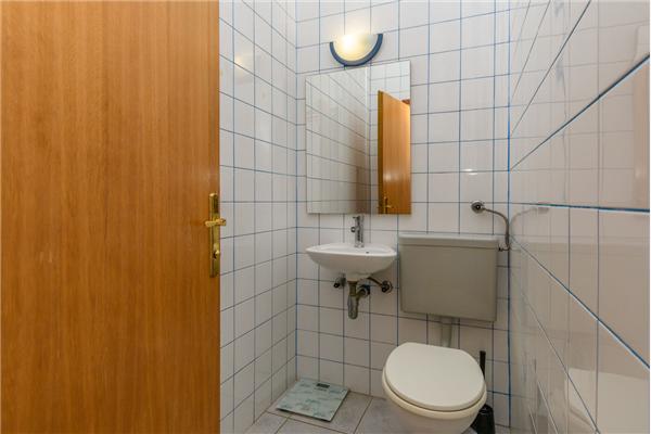 Apartment A4, for 6 persons