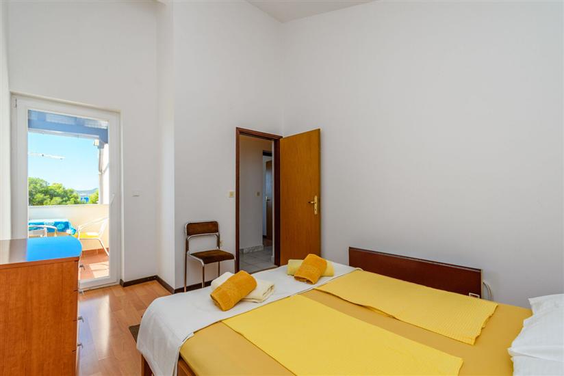 Apartment A4, for 6 persons