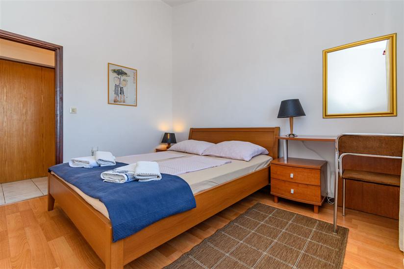 Apartment A4, for 6 persons