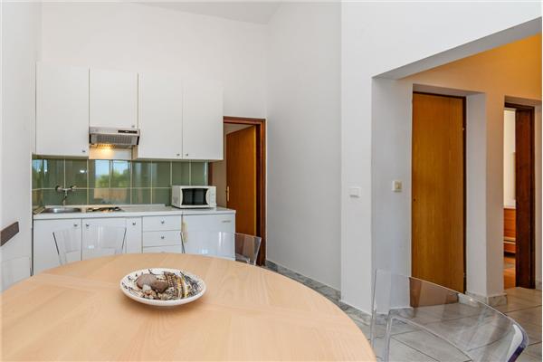 Apartment A4, for 6 persons