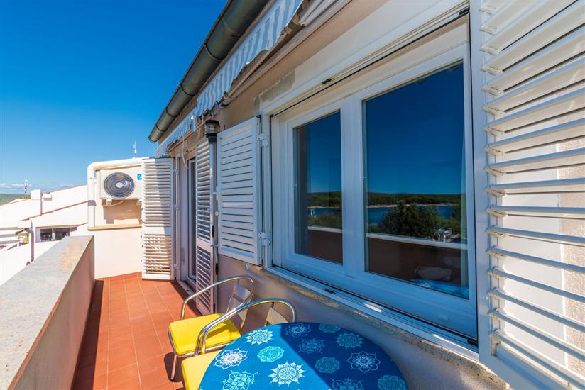 Apartment A4, for 6 persons