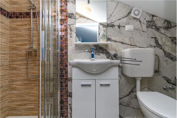 Apartment A1, for 6 persons
