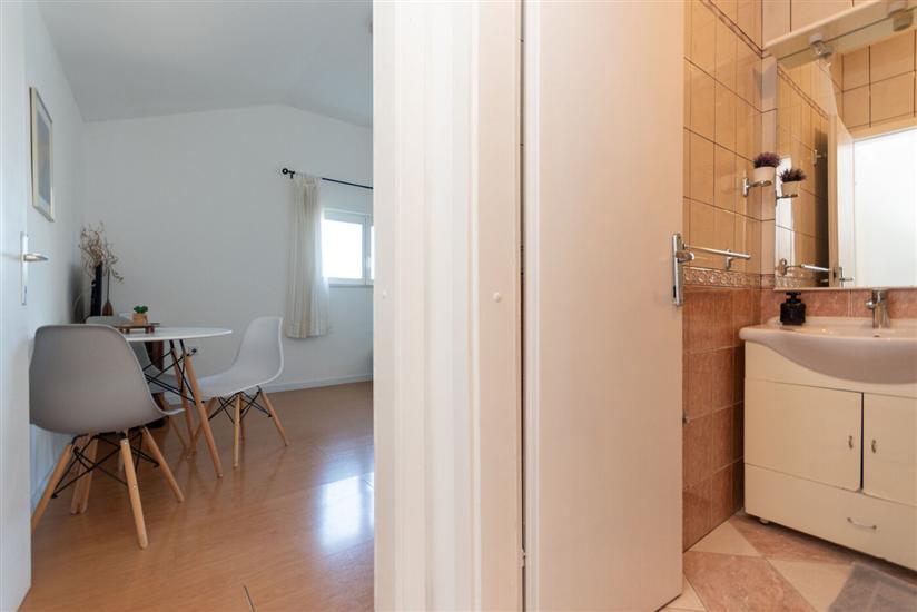 Apartment A2, for 3 persons