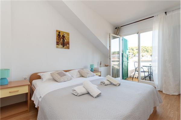 Apartment A2, for 3 persons