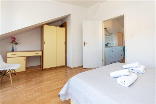 Apartment A2, for 3 persons