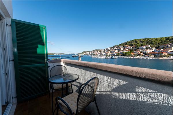 Apartment A2, for 3 persons
