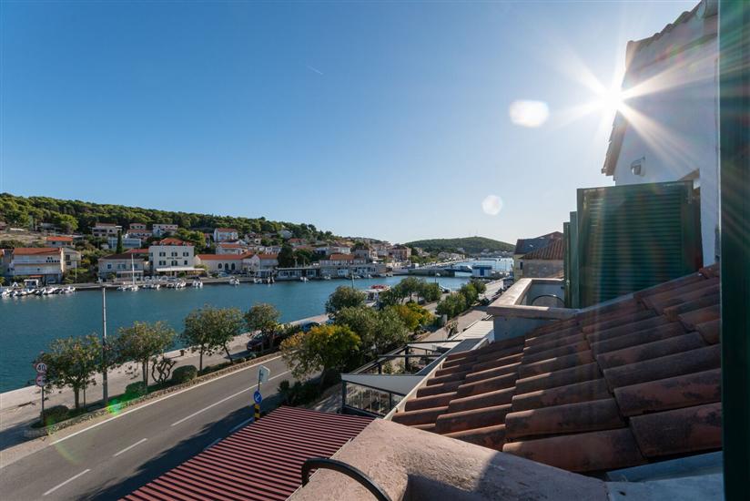 Apartment A2, for 3 persons