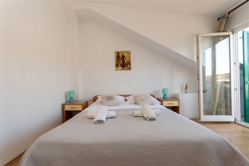 Apartment A2, for 3 persons