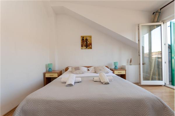 Apartment A2, for 3 persons