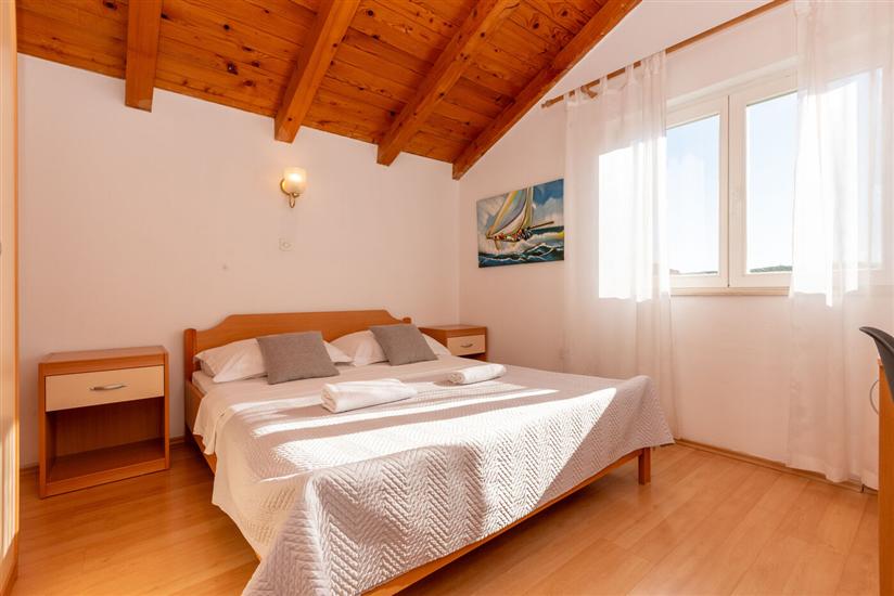Apartment A4, for 3 persons