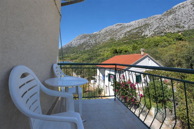 Apartment A5, for 7 persons