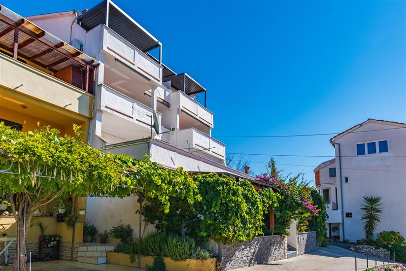 Apartments Galo