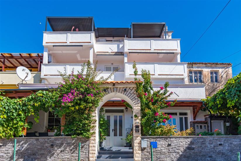 Apartments Galo