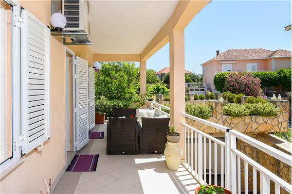 Apartment A1, for 6 persons
