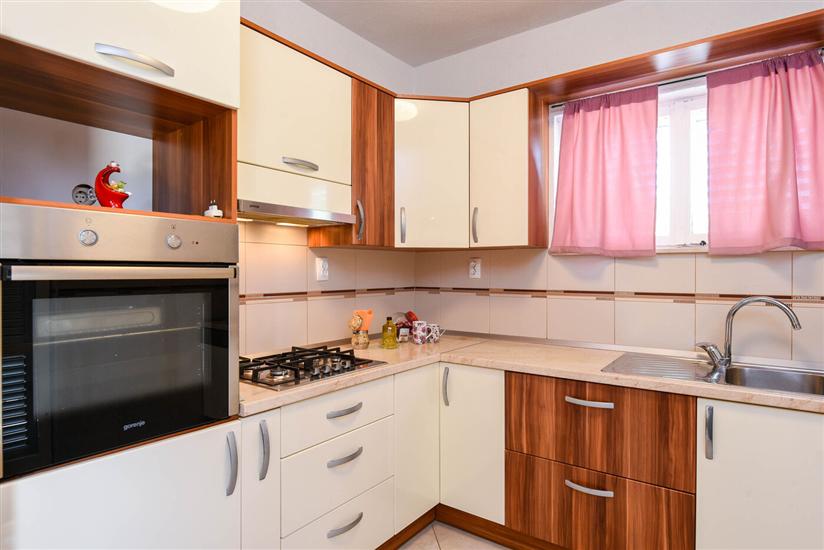 Apartment A1, for 6 persons