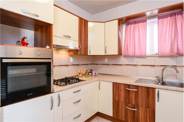 Apartment A1, for 6 persons