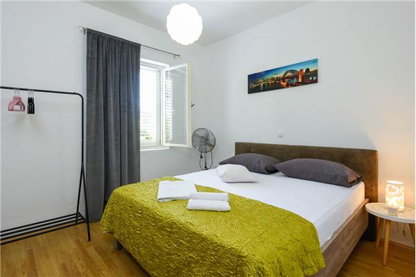 Apartment A1, for 6 persons