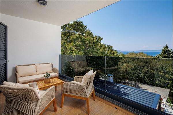 House K1, for 12 persons