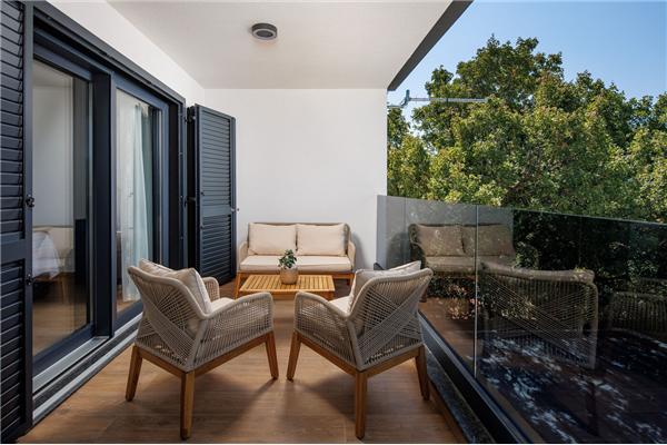 House K1, for 12 persons