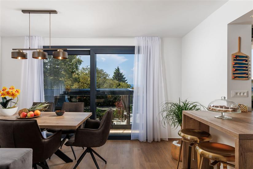 House K1, for 12 persons