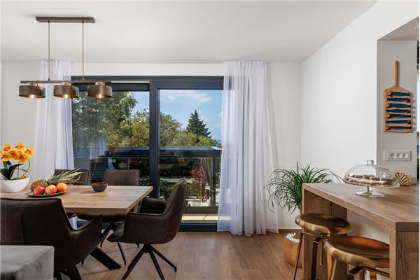 House K1, for 12 persons