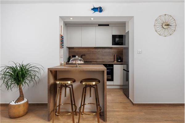 House K1, for 12 persons